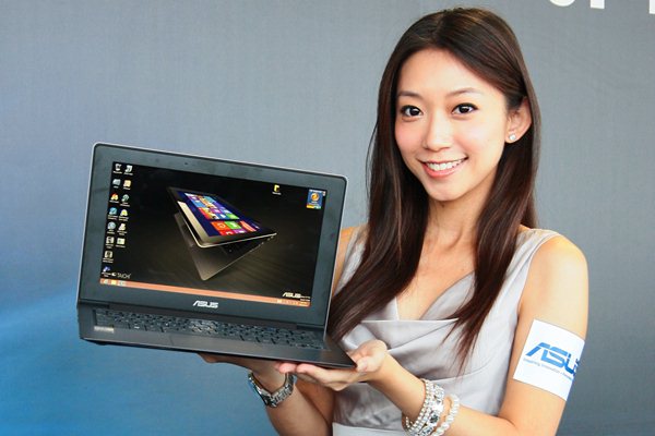 追尋無與倫比 ASUS全新Windows 8系列新品大軍 震撼問世